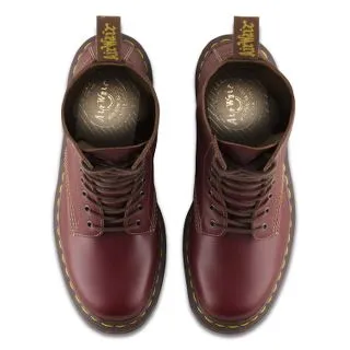 1490 Made in England Oxblood Vintage Smooth Boot