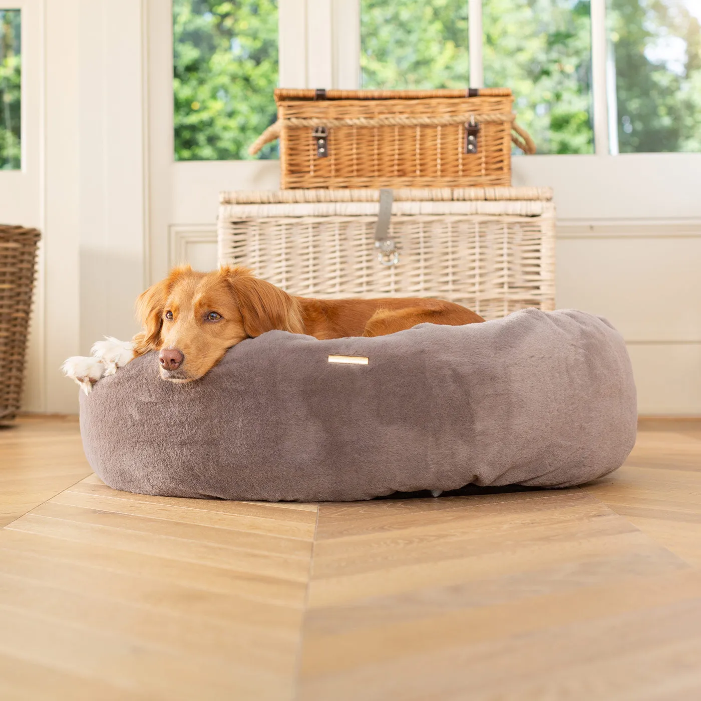 Calming Anti-Anxiety Donut Bed With Removable Covers in Fawn Faux Fur by Lords & Labradors