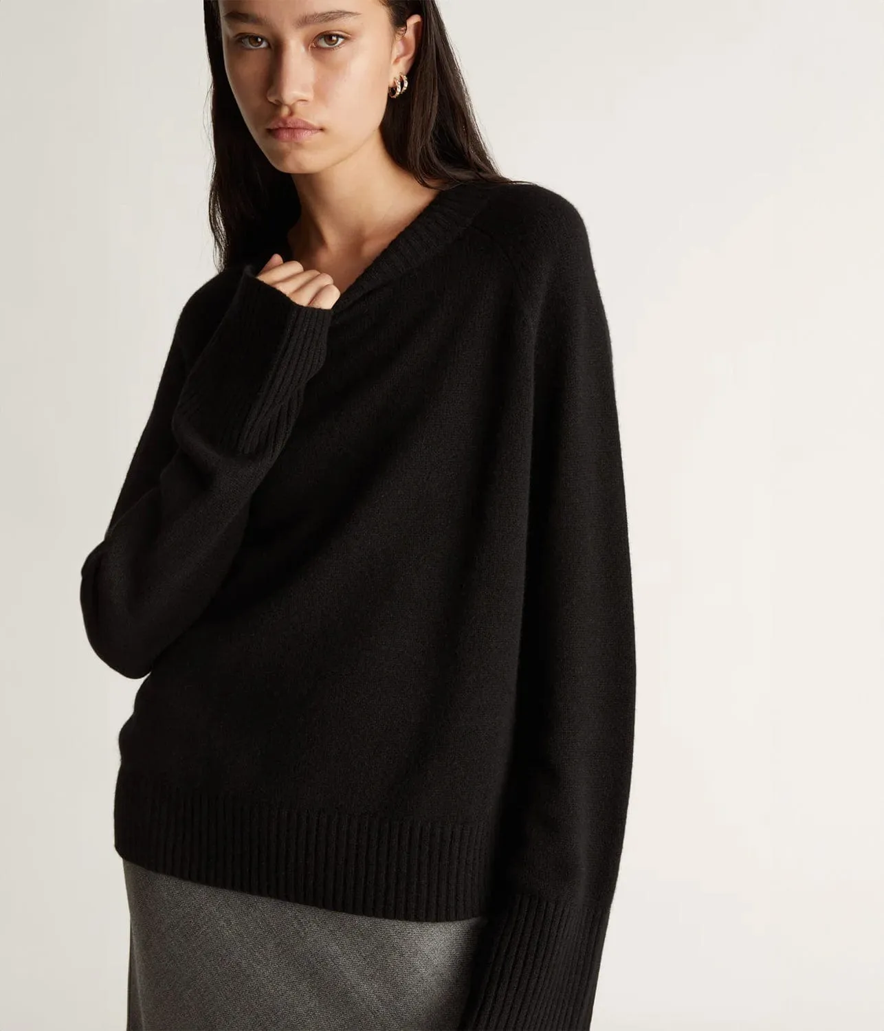 CASHMERE CREWNECK- BLACK