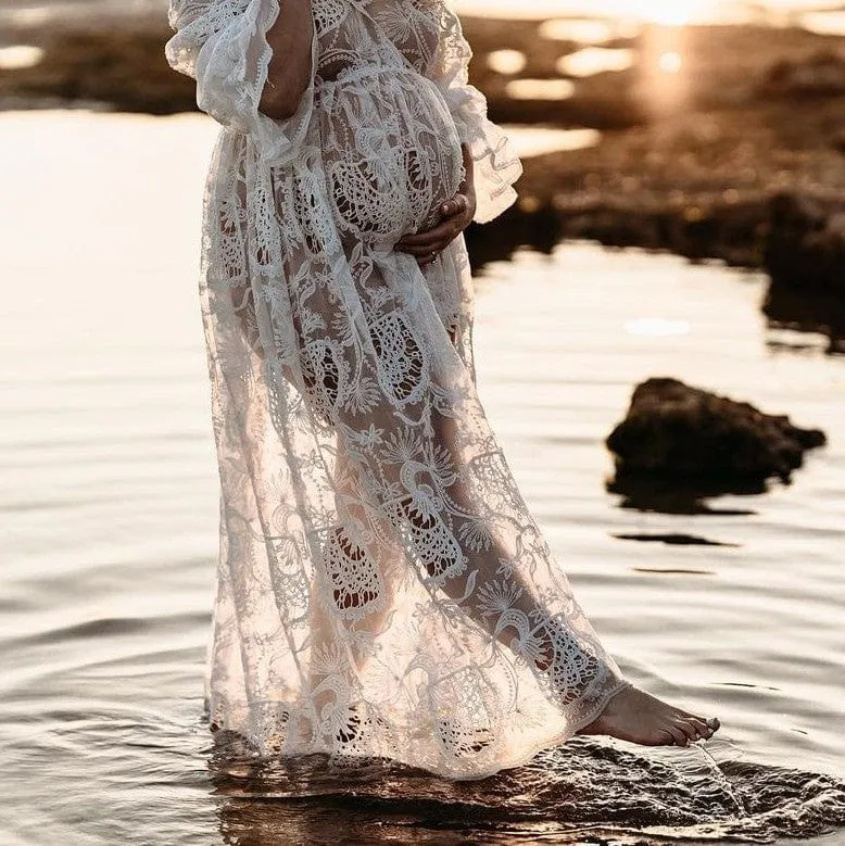 Daphne Lace Maternity Photoshoot Dress