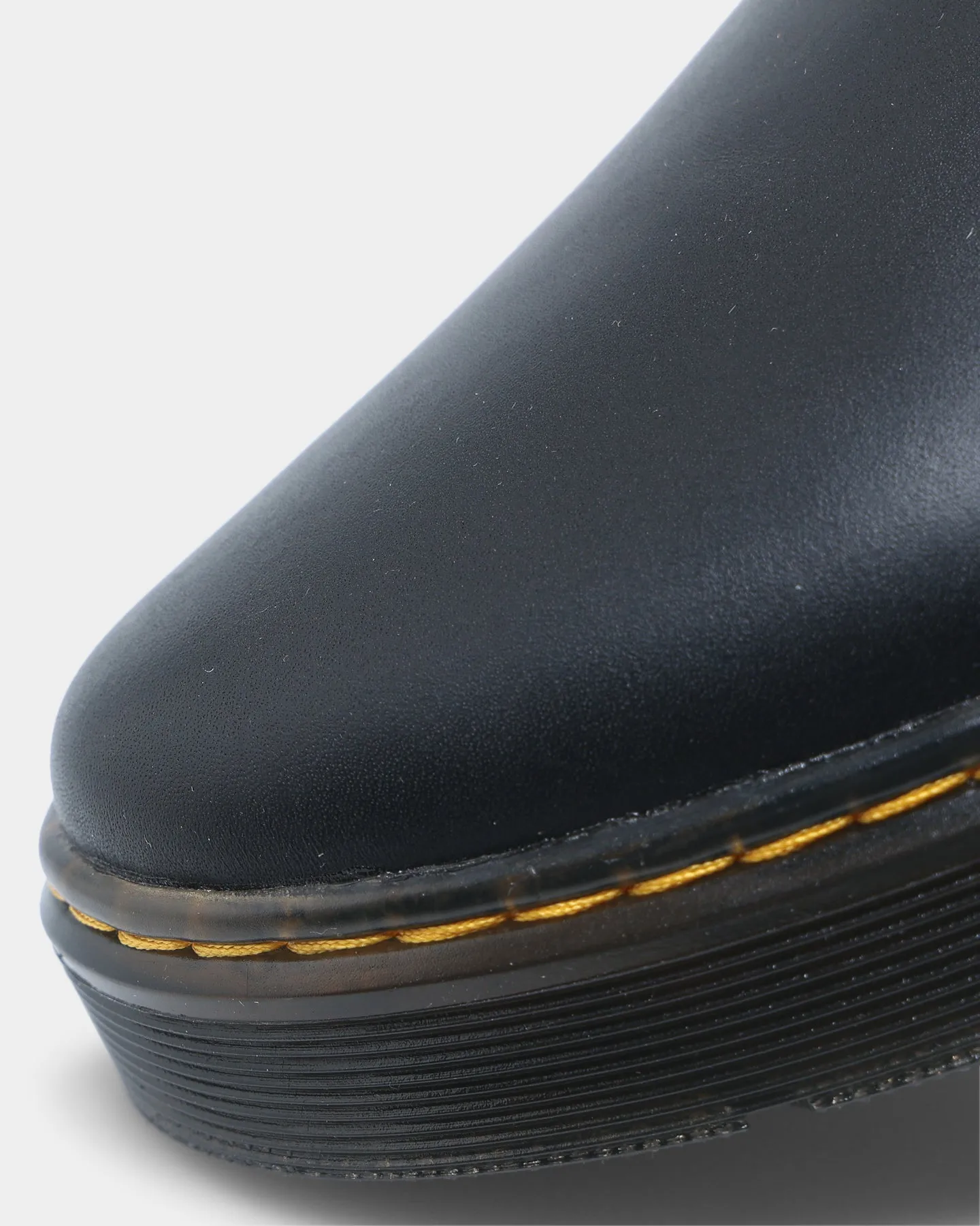 Dr Martens Carlson Mule Black Lusso