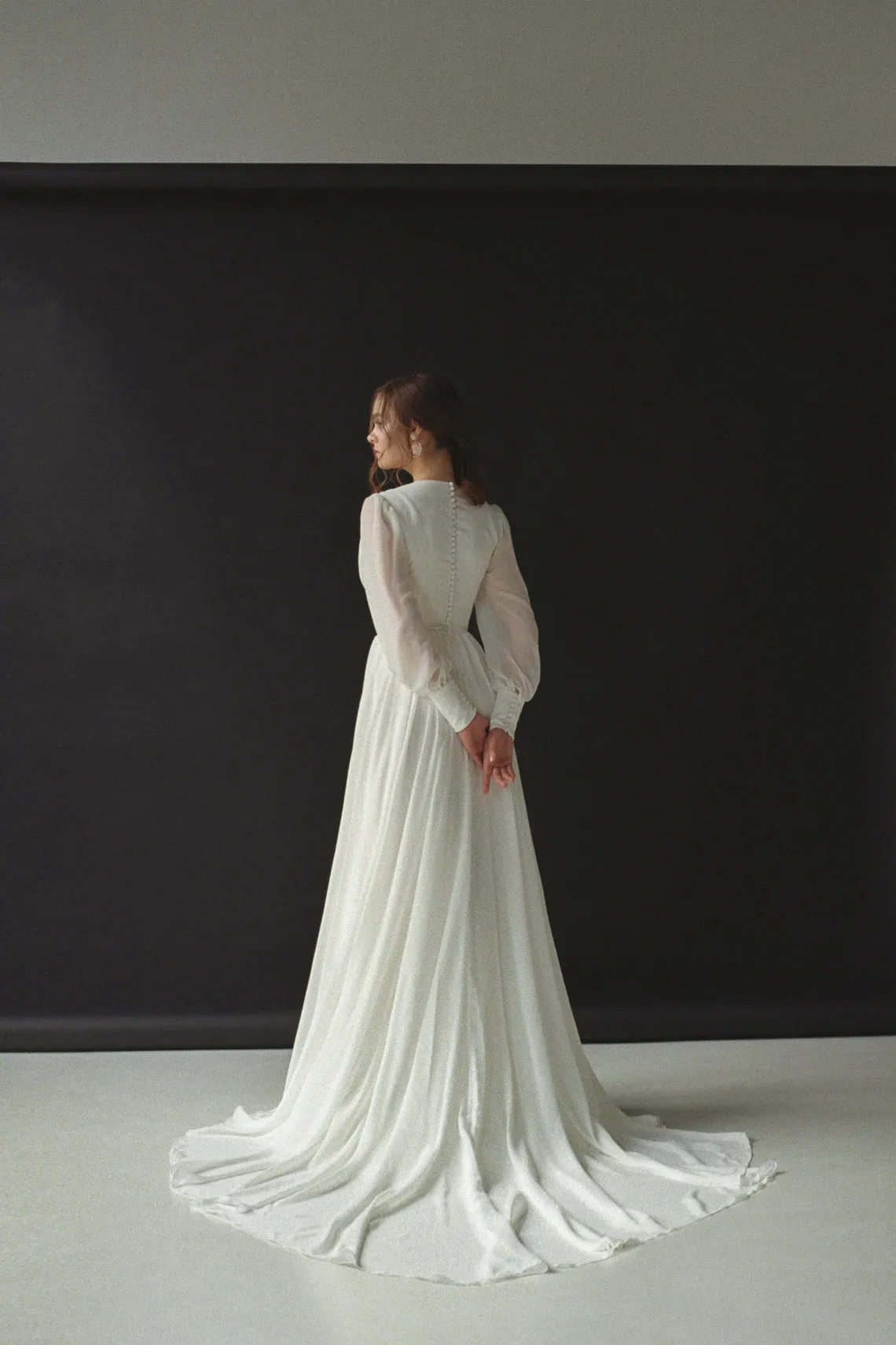 Empire Waist Vintage Wedding Dress With Long Sleeves