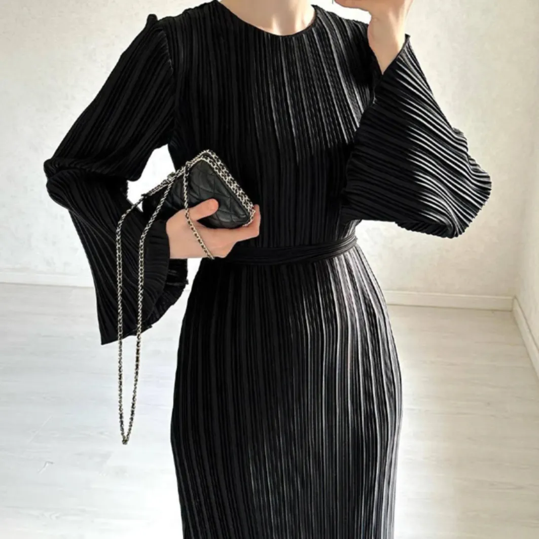 Hollis Pleated Ruffle Sleeves Maxi Dress