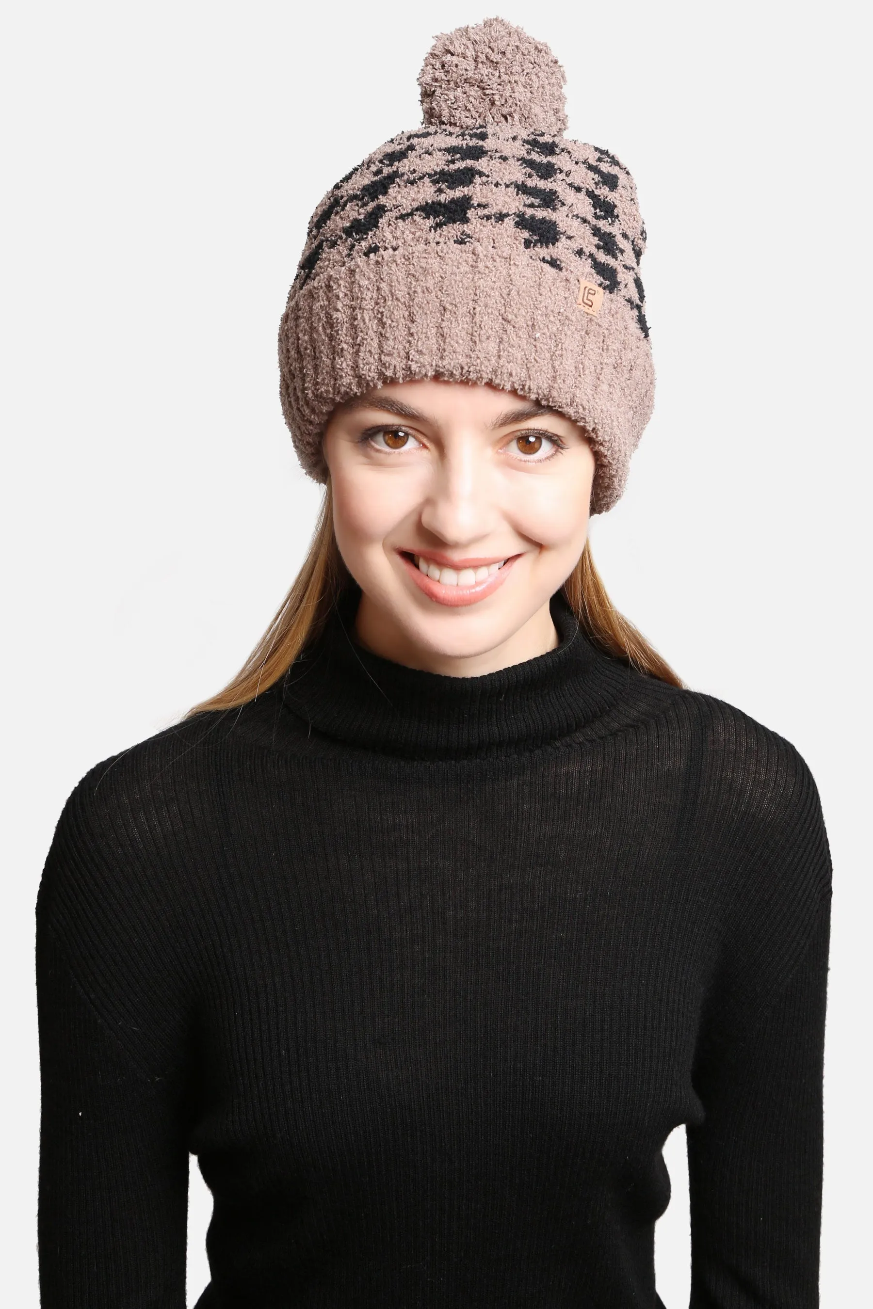 Houndstooth Beanie w/ Pom Pom *DEAL-COUPON EXCLUDED