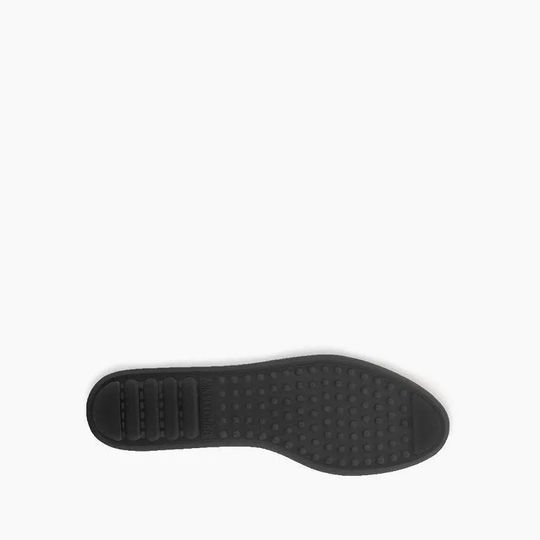 Minnetonka Women's 400 Kilty Hardsole Black Suede