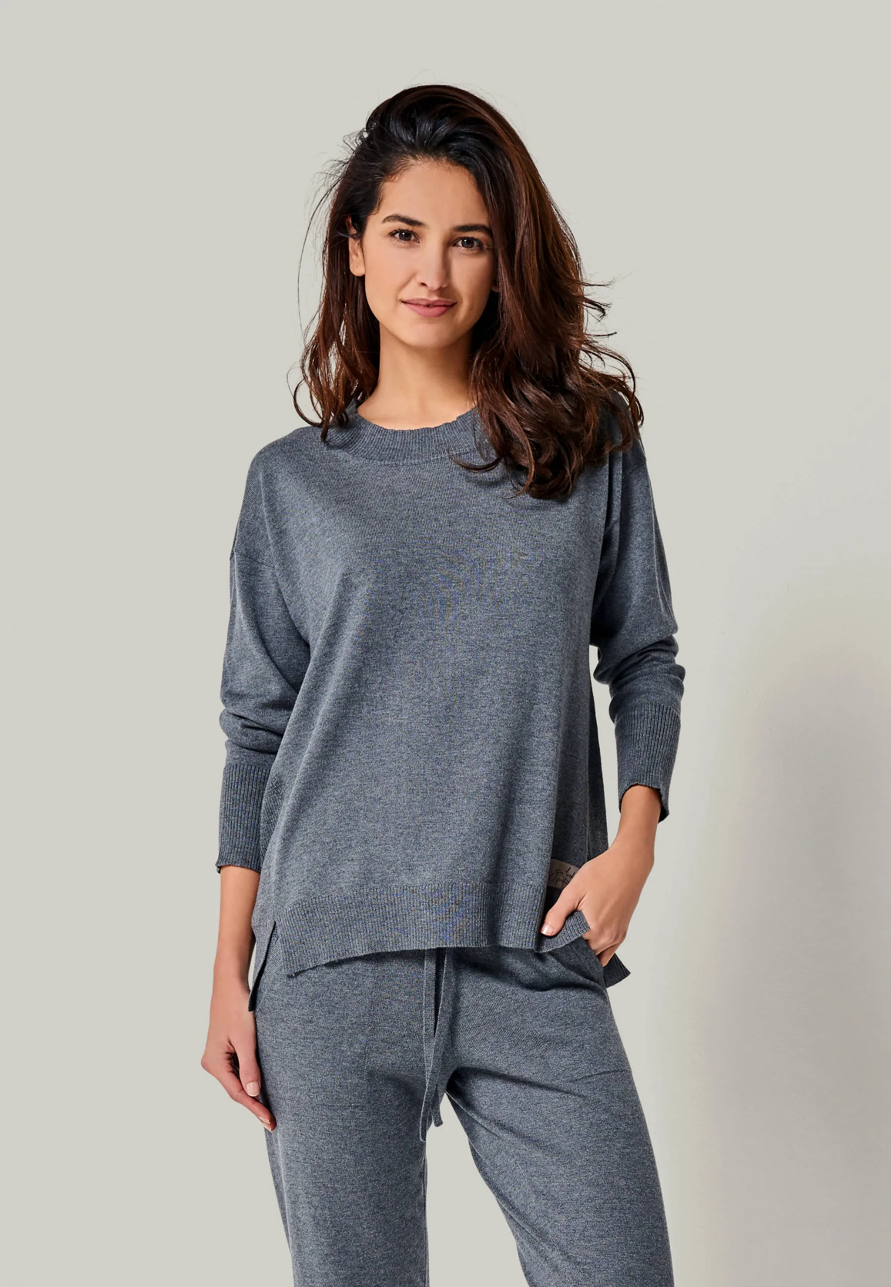 PULLOVER BELLA - Feinstrick Rundhals Pullover