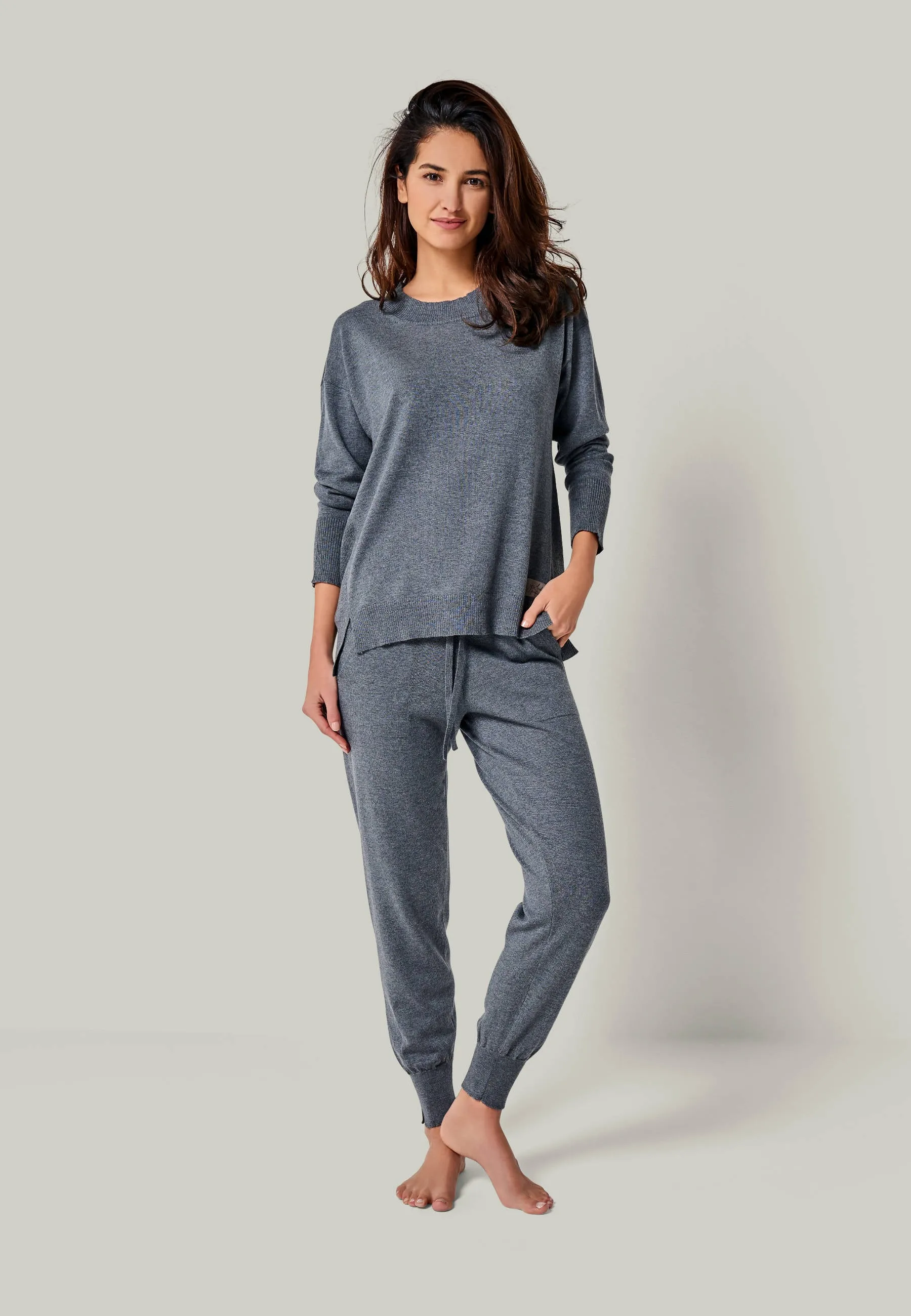 PULLOVER BELLA - Feinstrick Rundhals Pullover