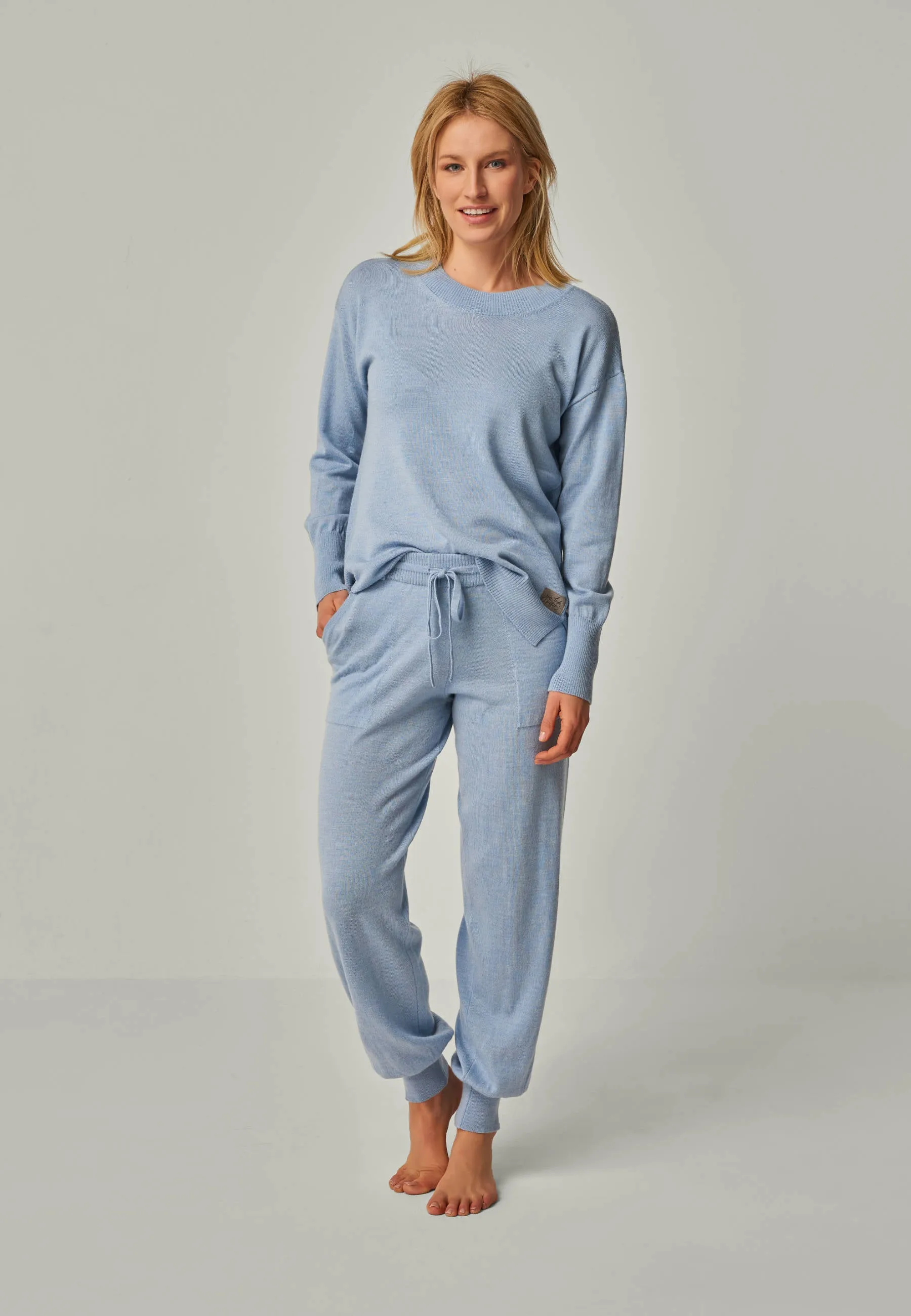 PULLOVER BELLA - Feinstrick Rundhals Pullover