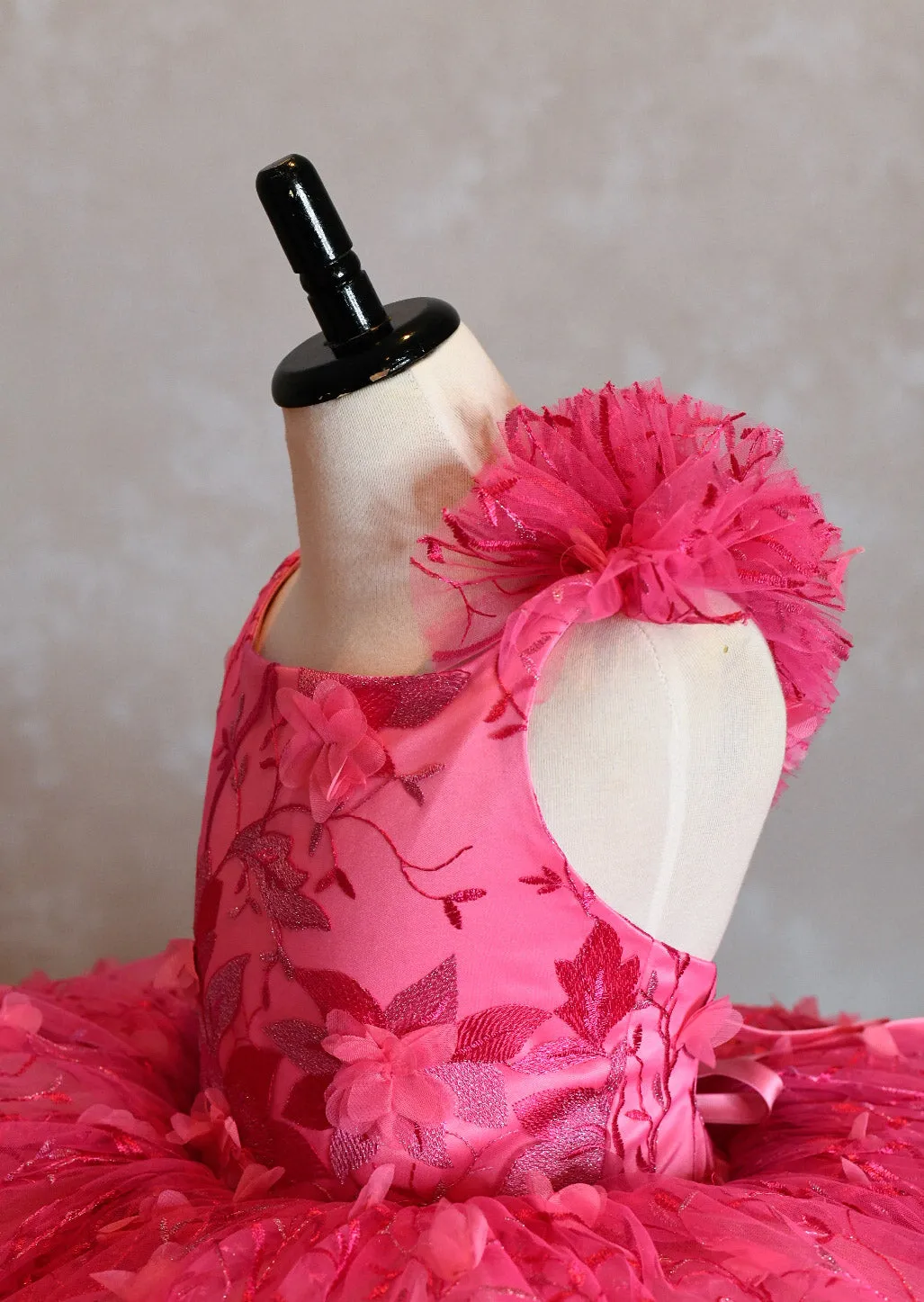 Retired rental euc "Samantha" One Shoulder Ruffle - shades of Pink-  Dress Petal Short Length Dress ( 7 Year - Petite 8 Year)