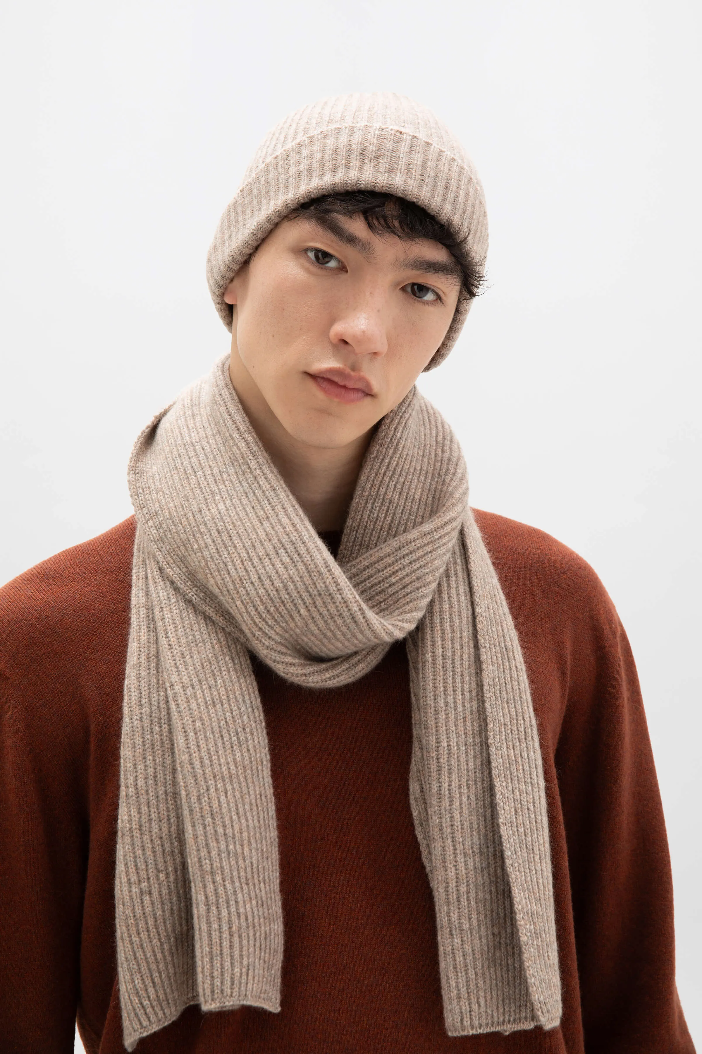 Ribbed Cashmere Scarf