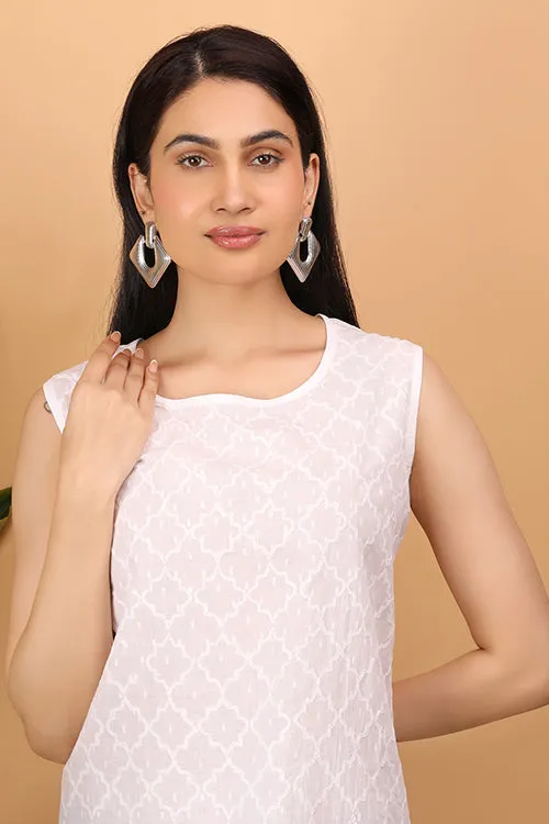 Shwet Women White Chikankari Sleevless Top - 283