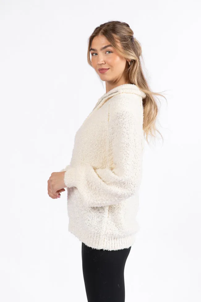 Signature Move Cream Fuzzy Quarter Zip Pullover