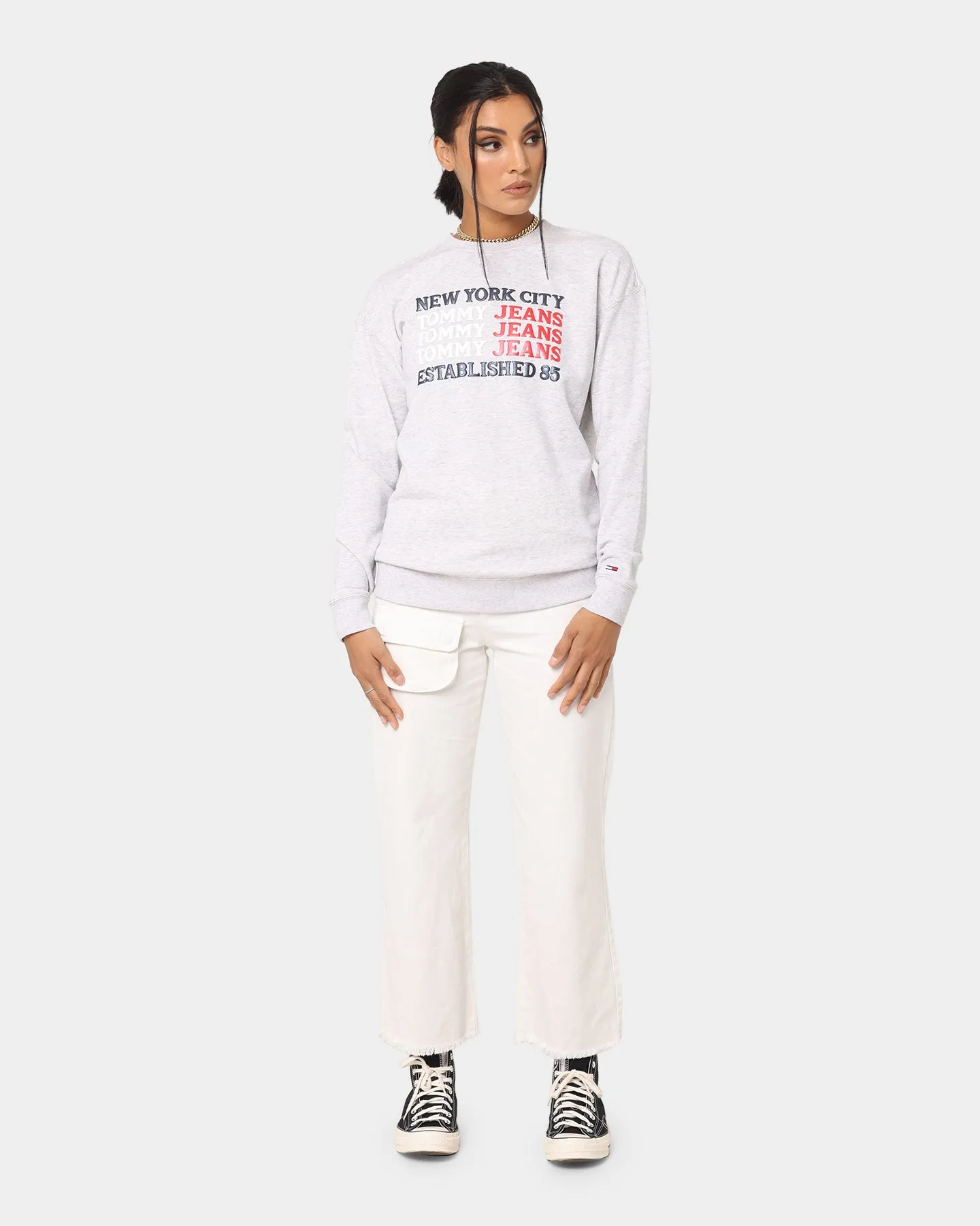 Tommy Jeans Women's Oversized Flag Repeat Crewneck Silver Grey Heather