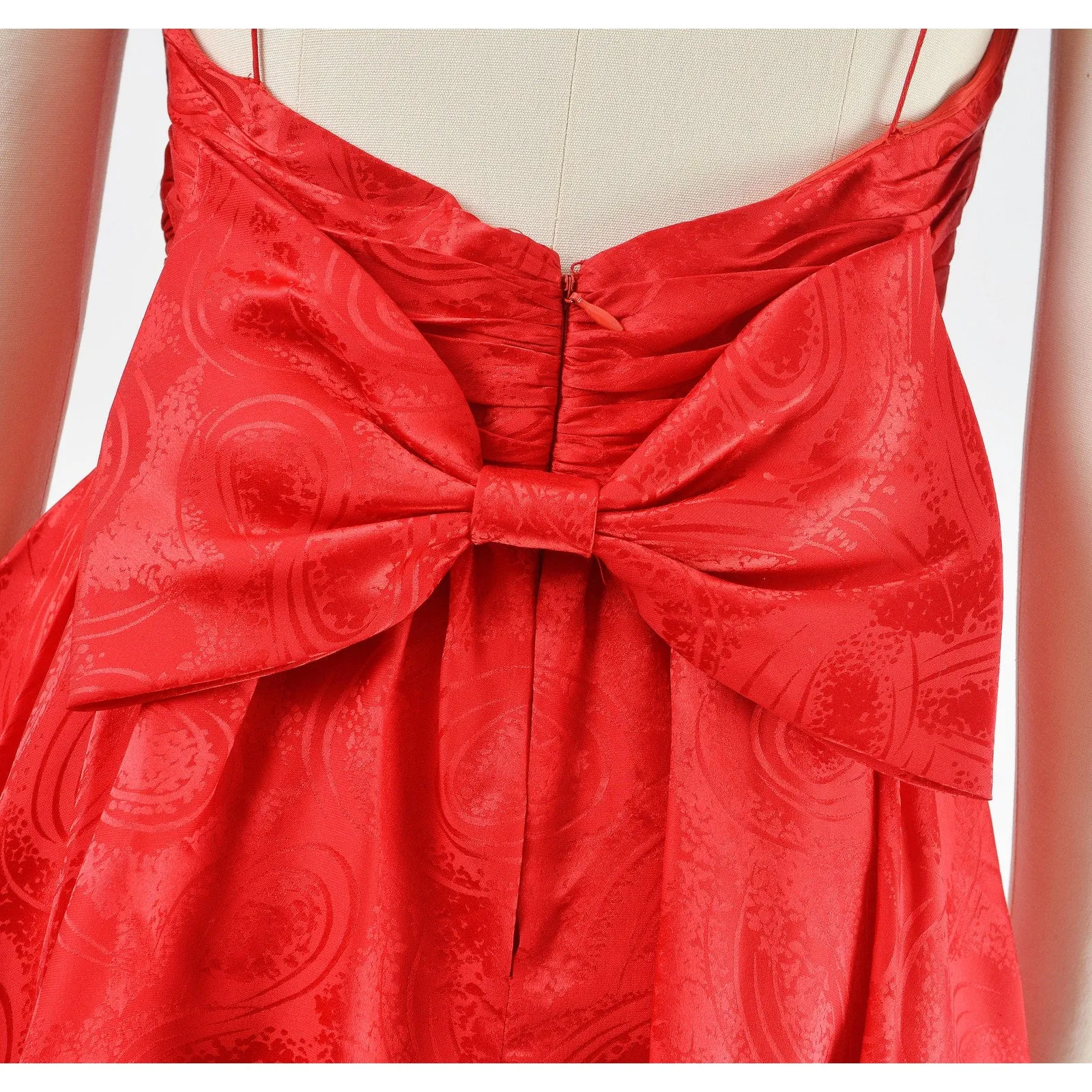 Vintage 80s Red Silk Satin Sweetheart Neckline Peplum Waist Cocktail Dress Bow size S M