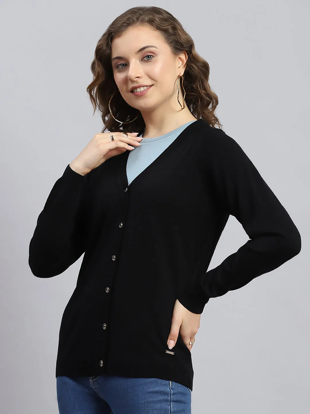 Women Black Solid V Neck Full Sleeve Cardigans