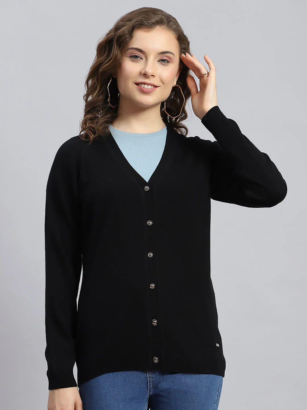 Women Black Solid V Neck Full Sleeve Cardigans