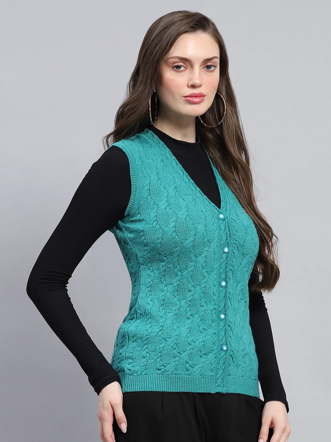 Women Green Self Design V Neck Sleeveless Cardigan